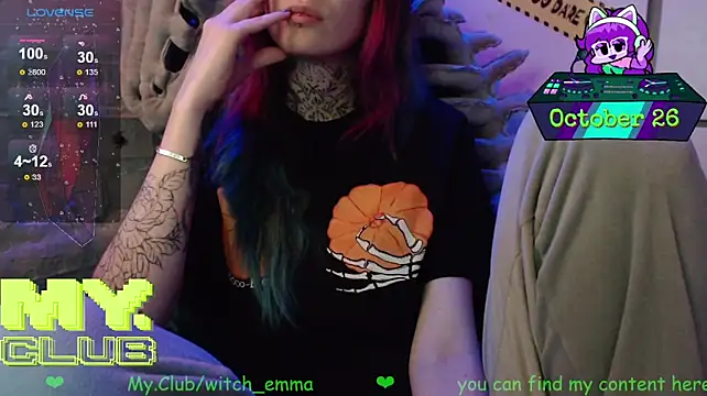 Witch_Emma live cam on StripChat