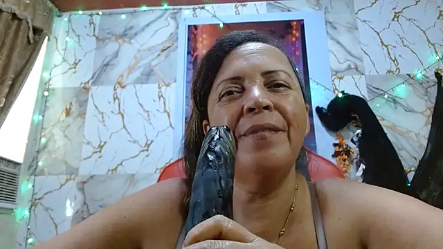 alina_maturehot webcam