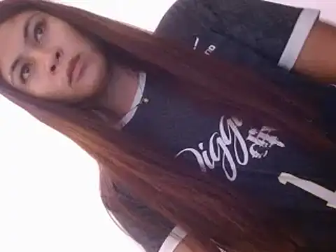 モデル: QueenMJ