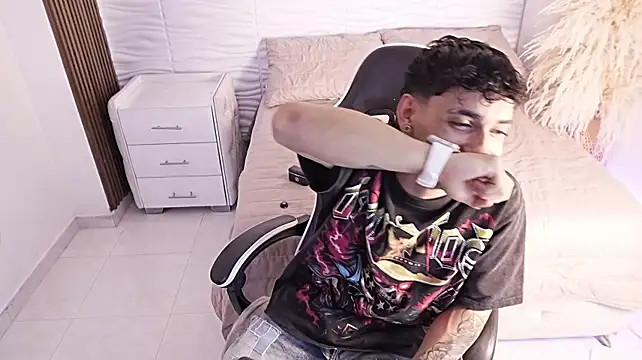 jhoanleandro (M young) - SHOW NAKED 15 MINUTES