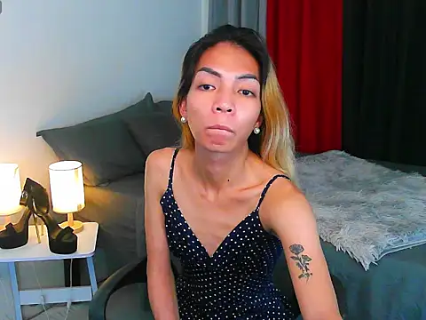 CelestinaMarquez0427 live cam on StripChat