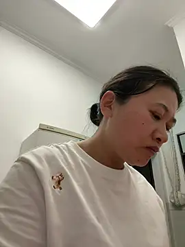 qaann live cam on StripChat