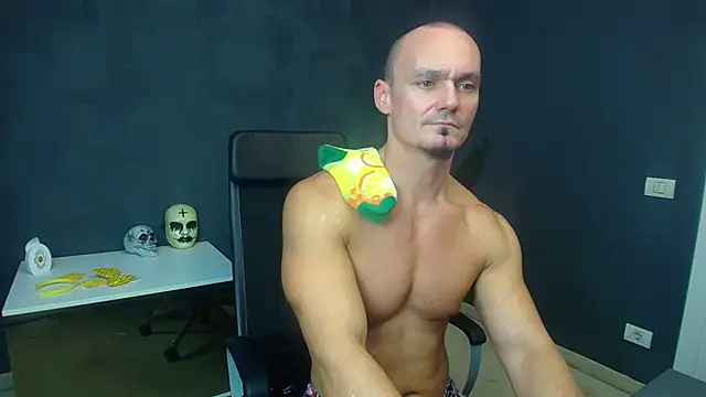 kaelsage (Ask my age) - Flexing naked show !