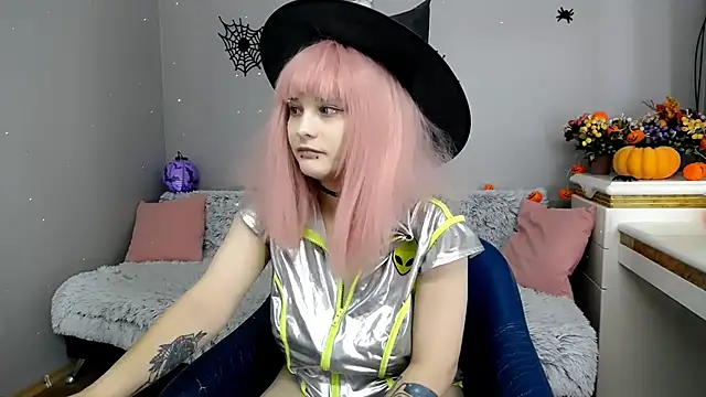 estheri (F young) - Cosplay