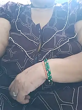 Kavya_XX