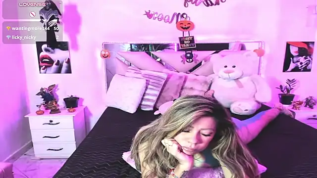 Karly_moon