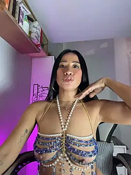 AsianMilfSheryl