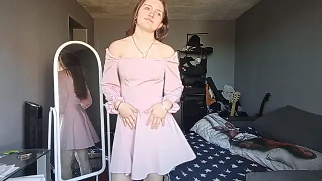 AlessandraToth