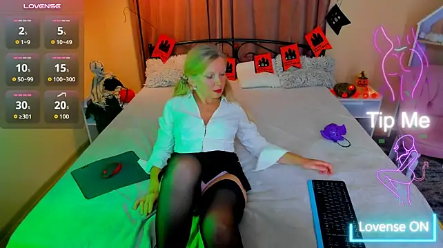NicoletteRose_ webcam