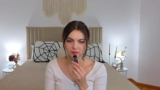 Shy_kitty__