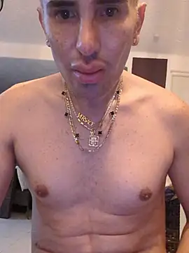 LucioFer11 on Stripchat