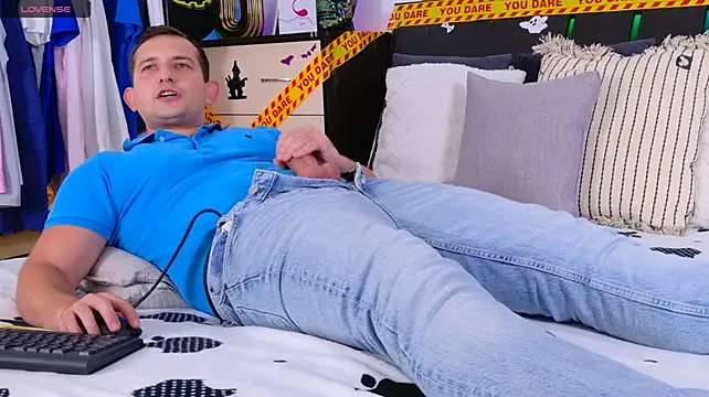jimmy_doss (M young) - Touch me!! Make me horny!! Cum!!!