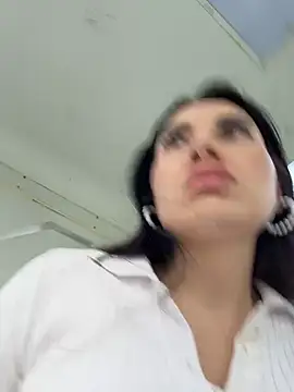 Wet__Bunny webcam
