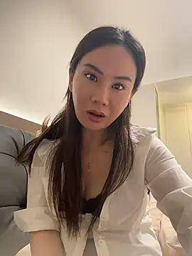 yioyio-666 (F young) - jj抽插1分钟，最后完成任务可得小粉控制1分钟