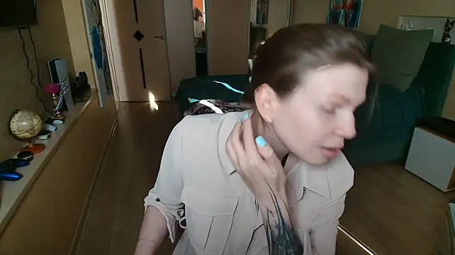 reginasparkle (F young) - Give my bottom a gentle smack