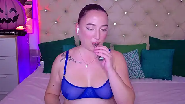 AVA_MAXIMUS