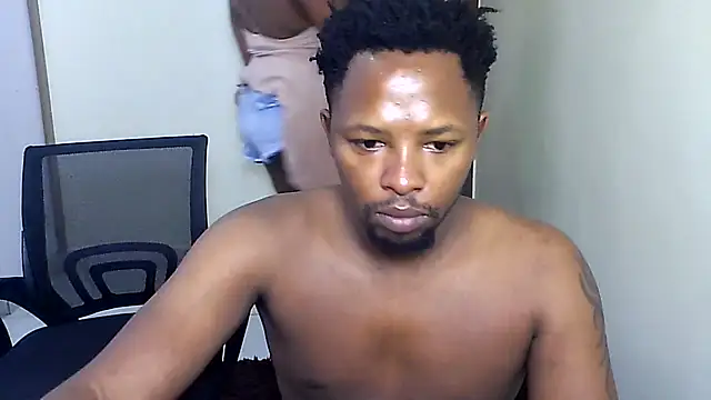 Jojo_and_Wayne live sex cam