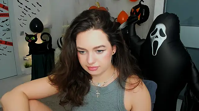 MiracleCurly webcam