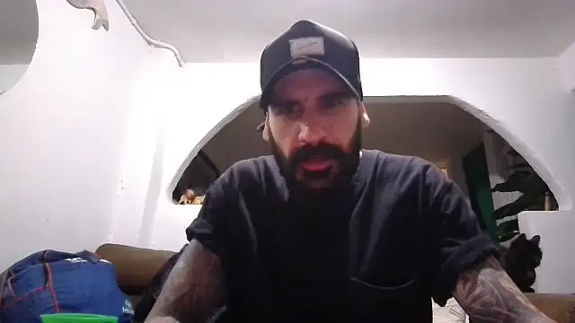 kaiser679_ live cam on StripChat