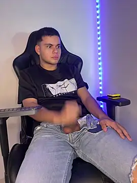 Liam_Mateo webcam