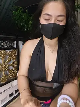 lyna_bl