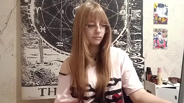 JeraldineCamaeho live cam on StripChat