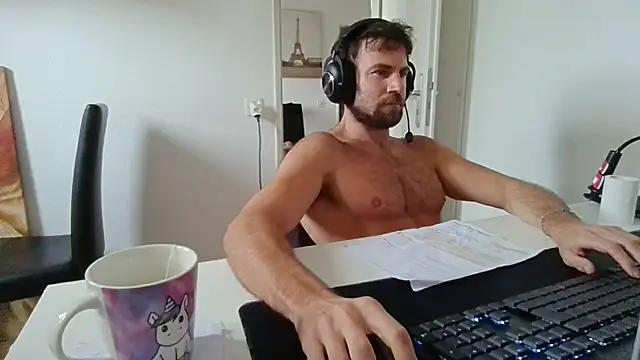 alpha-hunk