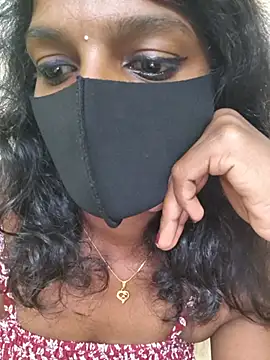 Tamil_lovelydoll96 live cam on StripChat