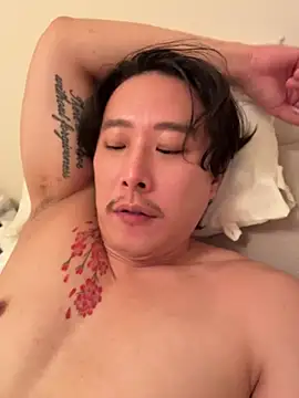 jin-sakura live sex cam