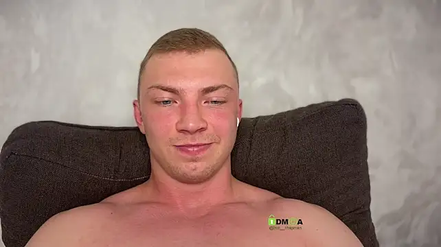 iron__chap live sex cam