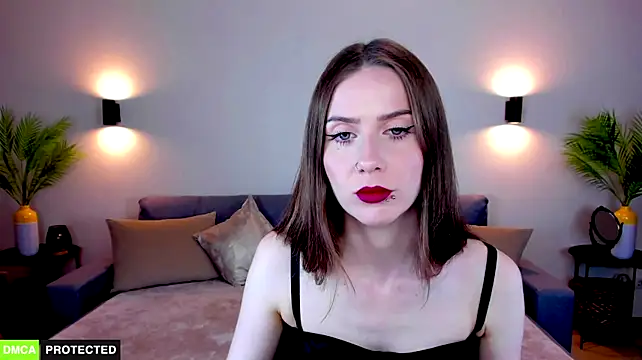 TheWoman__