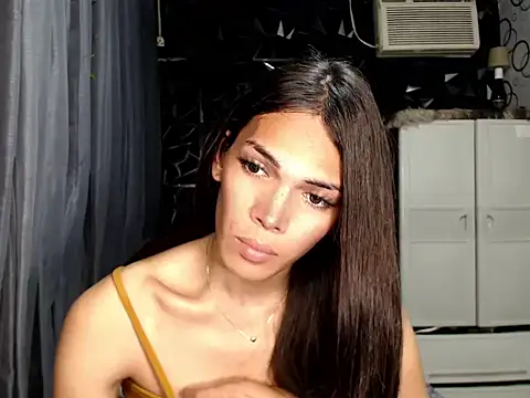 Live sex cam of GORGEOUS_CARMEE