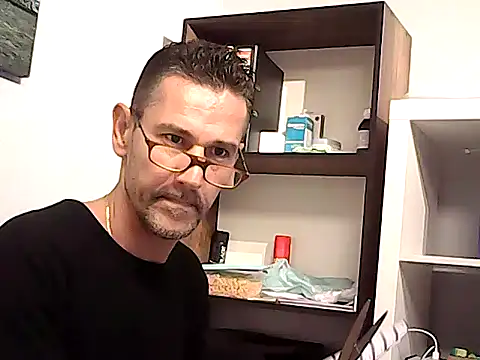mastercharisma35 (Ask my age) - LIKE TIPS. I AM STAND UP FOR YOU