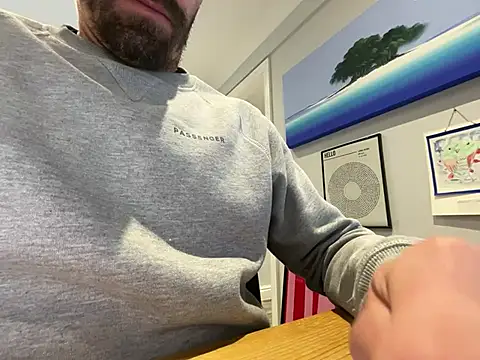 Luckyenglishmanx