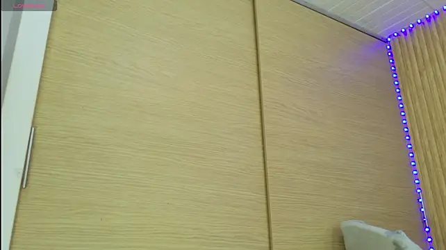 Moonceleste live cam on StripChat