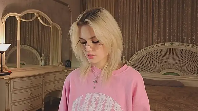 MercedezTimbs webcam