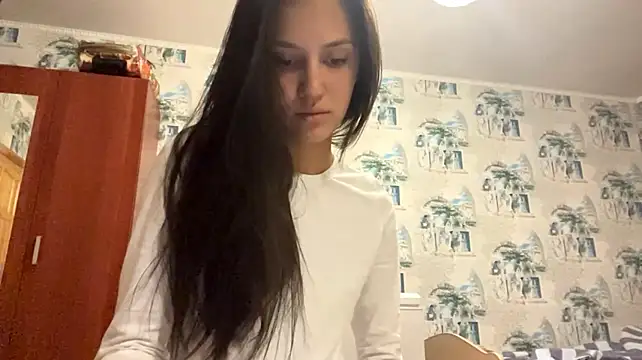 marinaturay (F teen) - Dirty lick fingers