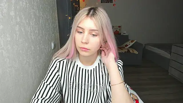 Amelia1Ivory