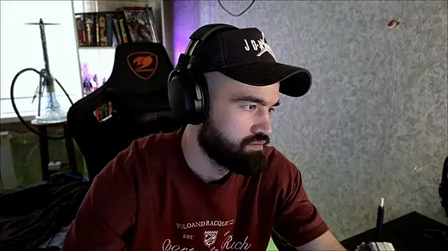_Serious_Man webcam