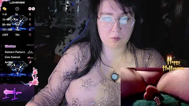 Leona_and_Leon live cam on StripChat