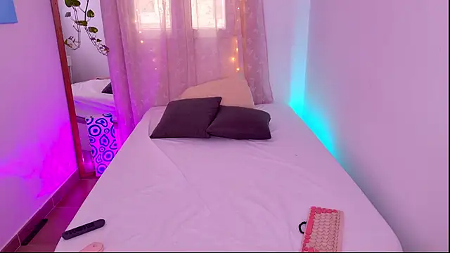 Mar_333 live cam on StripChat