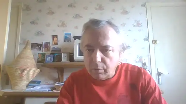 gegevincent5 live cam on StripChat