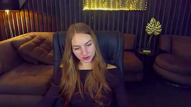 MilaAddams live cam on StripChat