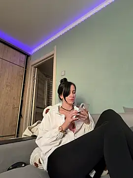 olivia_millerrss (F young) - Take off your bra