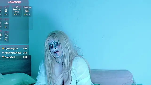 Red_RoxyFoxy