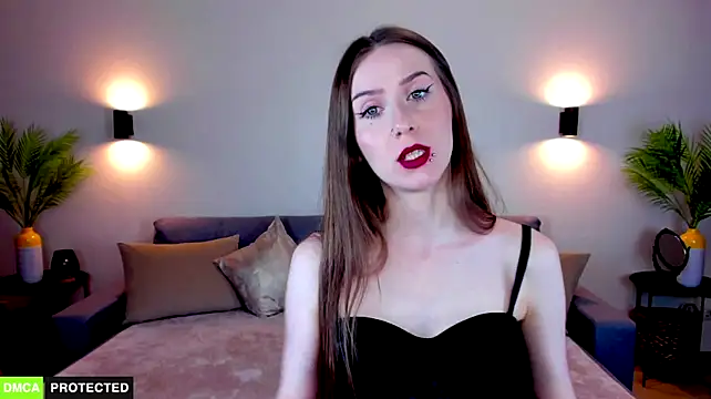 TheWoman__ live cam on StripChat
