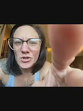 xnaomifox webcam