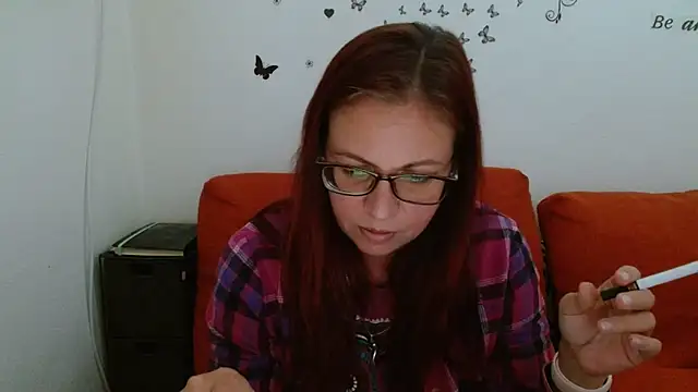 LadyHellene live cam on StripChat