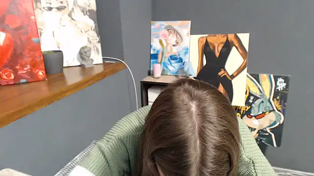 felicity_gold