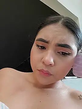 AlinnaRosee_